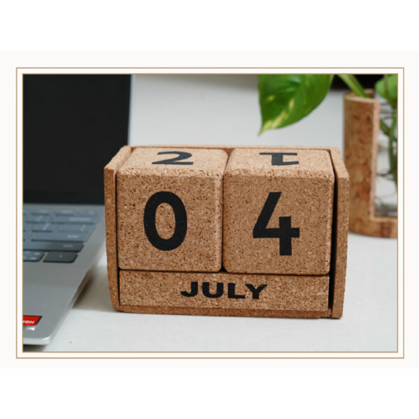 CALENDAR WITH CASE